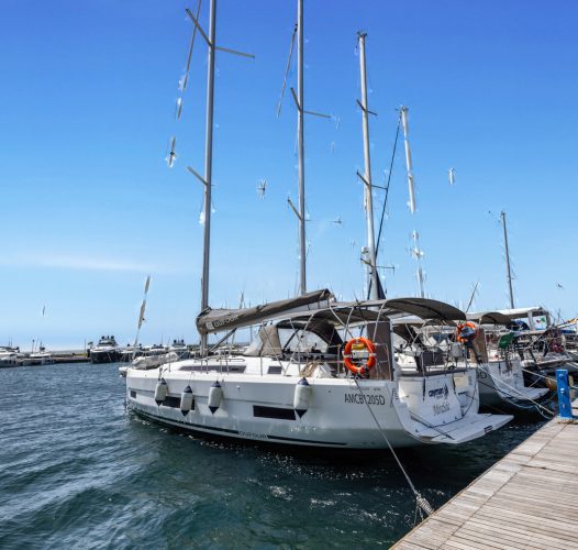 Cayman Charter Sicilia — Sicilia Secrets